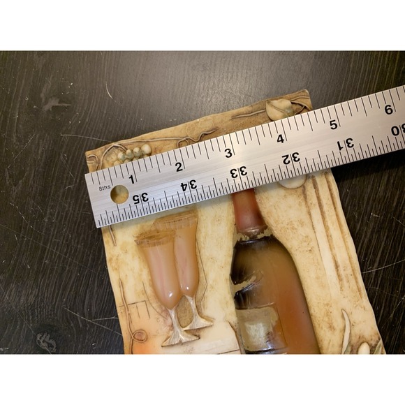 S Vassileva 3D Resin Hanging Wall Plaque Wine Bottle Grapes Bar Food 6" X 5" - Picture 6 of 6